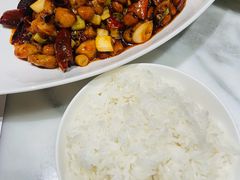 -渝信川菜 · 川味家常菜(财富购物中心店)
