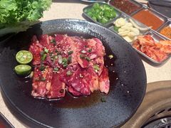 -蚂蚁洞·烤肉大营地(上海静安大悦城店)