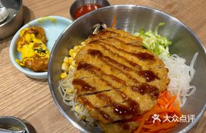 Thick Fried Pork Cutlet Rice Bowl