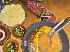-贵厨酸汤牛肉(小十字店)
