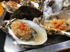 -蚝哥花姐湛江烤生蚝(美丽湾市场店)