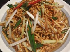 -上名堂·鱼头好吃(体育场路店)