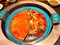 -吼堂老火锅(湖滨银泰in77店)