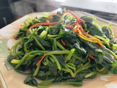 -天天向上素食餐厅(五台山店)