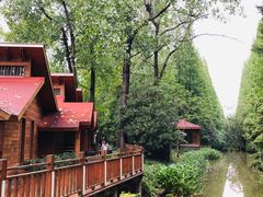 -上海怡沁园度假酒店