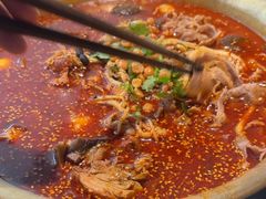 -张翻越·川渝冒菜·武汉黑鸭煲(城北万象城店)