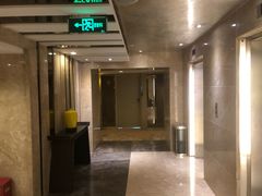 -南京双门楼宾馆(盐仓桥地铁站阅江楼店)