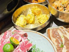 -草家酱蟹炭火烤肉店(珲春南路一店)