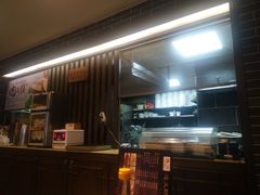 -遵义虾子张六羊肉粉(地王店)
