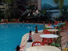 -兴芮温泉度假区