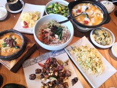 -云海肴·汽锅鸡·云南菜(天山百盛优客店)