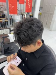 点击看大图 -尤司男士国潮理发馆