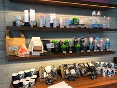 零售区-星巴克臻选(广州高德置地秋广场店)