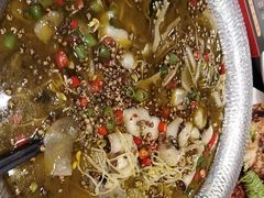 -有红鸡毛店·川菜(建设路店)