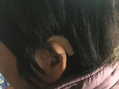 老人宝山配助听器-宁耳听力助听器奥迪康·峰力·西门子(宝山店)