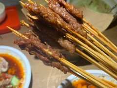 解馋小肉串（牛肉）-胖哥俩肉蟹煲(湖滨银泰in77店)