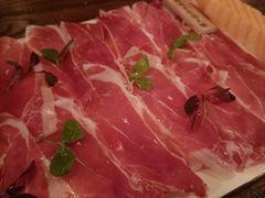 -斯普汇生蚝牛排馆(中骏世界城店)