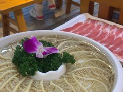 -巴国妹子毛肚火锅(蓝光悦城店)