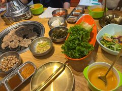 -老炉家木炭烤肉(长江国际店)