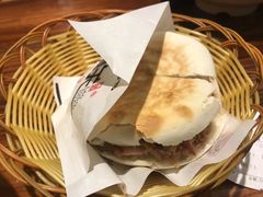 -遵义虾子张六羊肉粉(地王店)