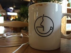 -新华里咖啡书吧(新华书店小寨店)