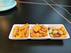 -粉墨特色菜·烧烤音乐酒馆