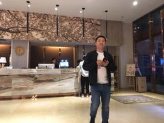 -西安大雁塔科技大学地铁站亚朵酒店