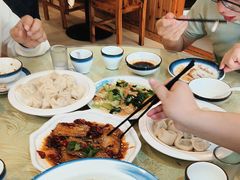 -鹤乡东北菜(崮山路店)