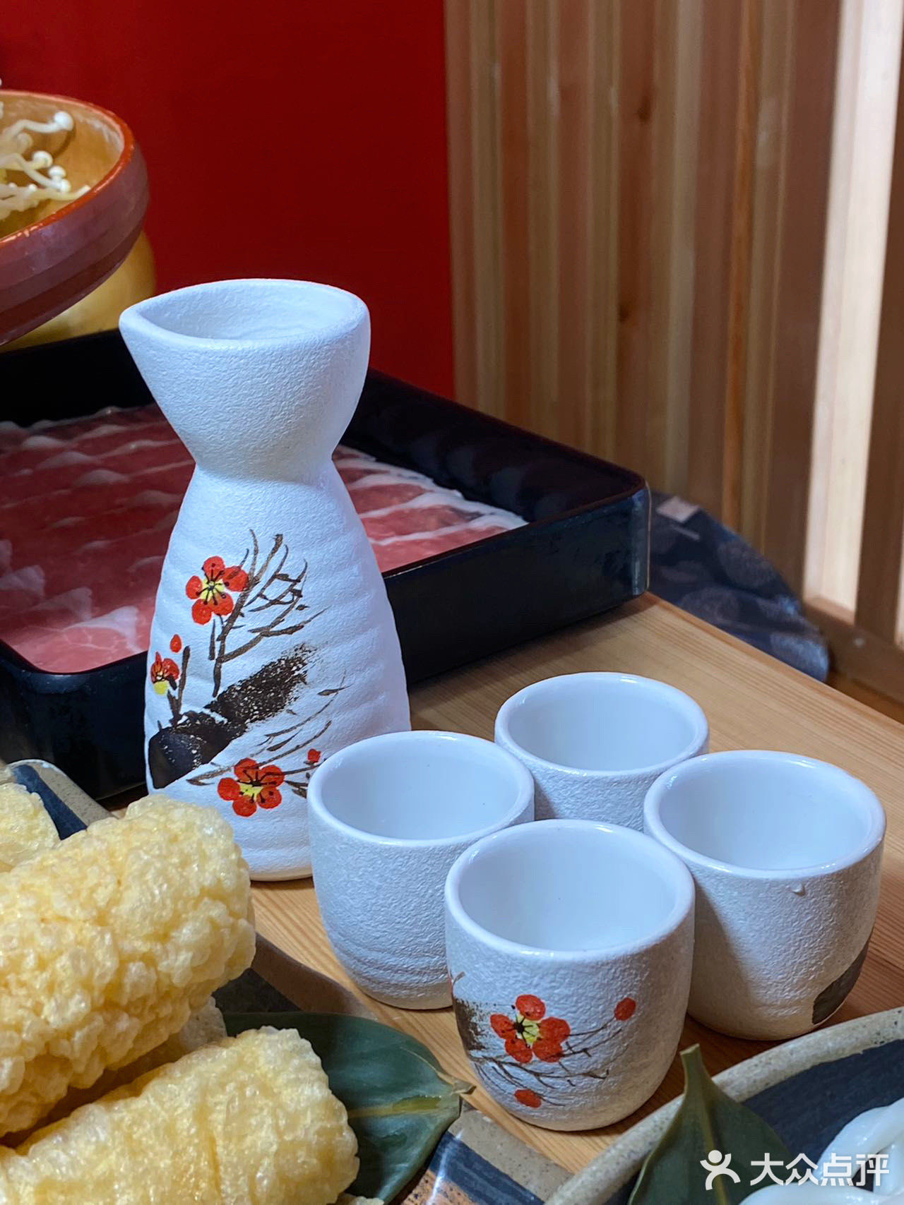 冬日里无法拒绝的美食，和牛寿喜锅，热气腾腾，好温暖
