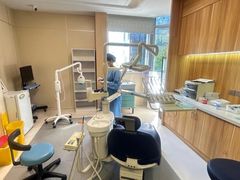 -上海仁爱医院口腔科 · 种植