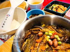 -百年石锅饭(阿里郎美食街店)