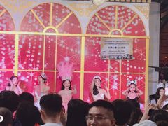 -西蒙人妖秀