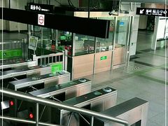 -宝山路(地铁站)