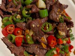 -渝信川菜 · 川味家常菜(财富购物中心店)