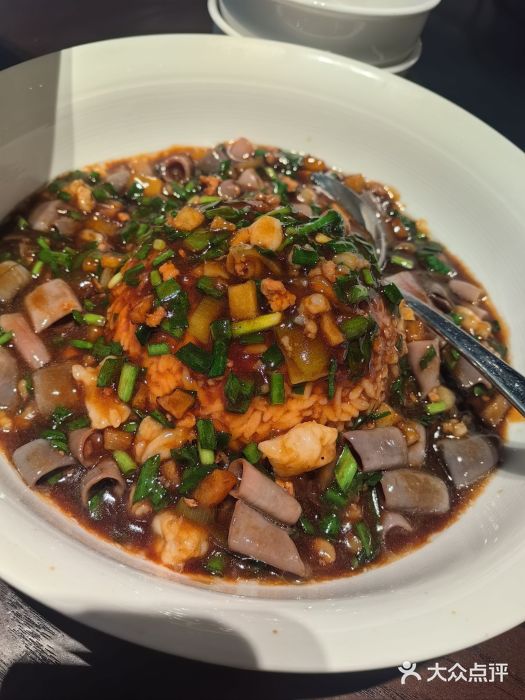 新连采·海鲜·大连菜(大连恒隆广场店)海肠捞饭图片
