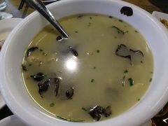 -唔呶喔哩酒家(生产街店)