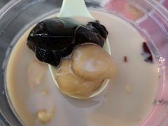 奶茶味燒仙草-八婆婆烧仙草(曾厝垵店)