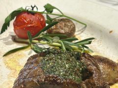 菲力牛排配香煎鹅肝-王品牛排(杭州大厦店)