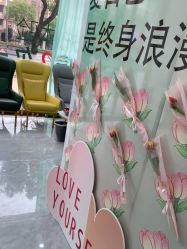 -苗医生专业祛痘·皮肤管理
