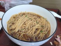 -百年老字号·观振兴蟹黄面·三虾面·苏式面(观前街富仁坊巷店)