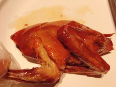 脆皮乳鸽-鸽子侯·家宴·平价海鲜(市图书馆店)