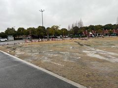 -野生动物园-停车场