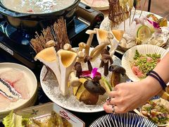 -牛牛和牛海鲜粥底火锅(长虹国际城店)