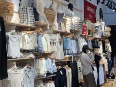 -Brandy Melville