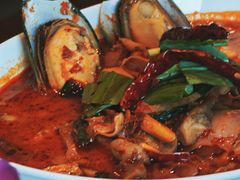 -Chom Cafe and Restaurant