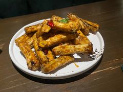 -梧桐树下(云锦世家店)