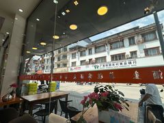 -梁姐啤酒鱼(兴坪古镇店)