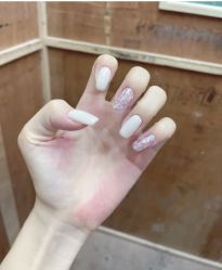 -悦指间美甲美睫