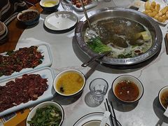 -乡土黄·鲜牛肉火锅·小龙虾(兴业街店)