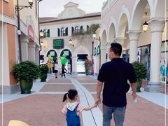 -佛罗伦萨小镇广佛名品奥特莱斯(疏港路店)